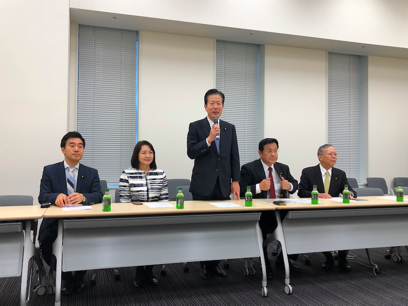 まずは輸出と焼却をやめる!「減プラスチック方針」を政府に提言