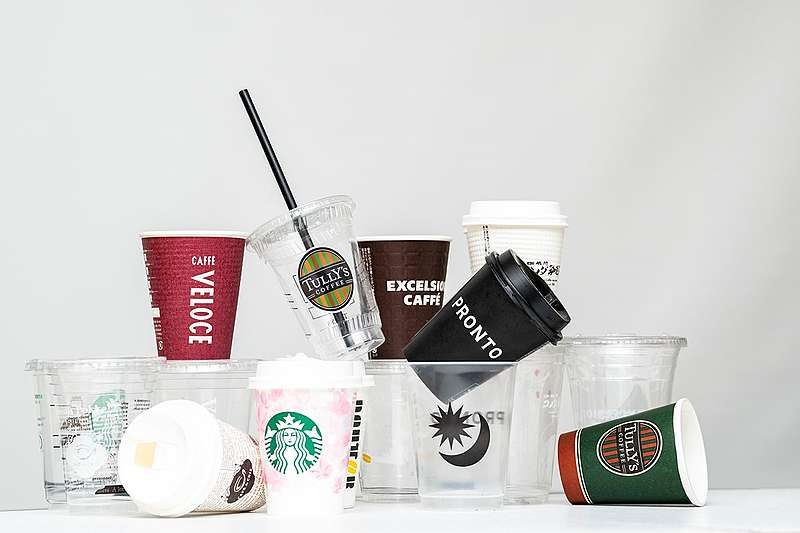1日100万個】明らかになったカフェの使い捨てカップ消費量 – 最も多く