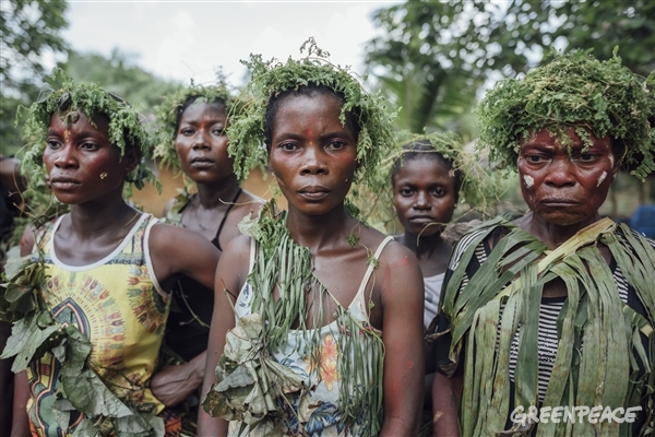 Indigenous people living in the Congo Basin rainforest peatland