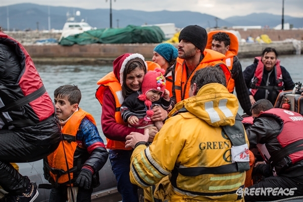 Greenpeace et MSF aident les réfugiés