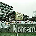 GE Action in Brussels. © Greenpeace / Cristien Buysse