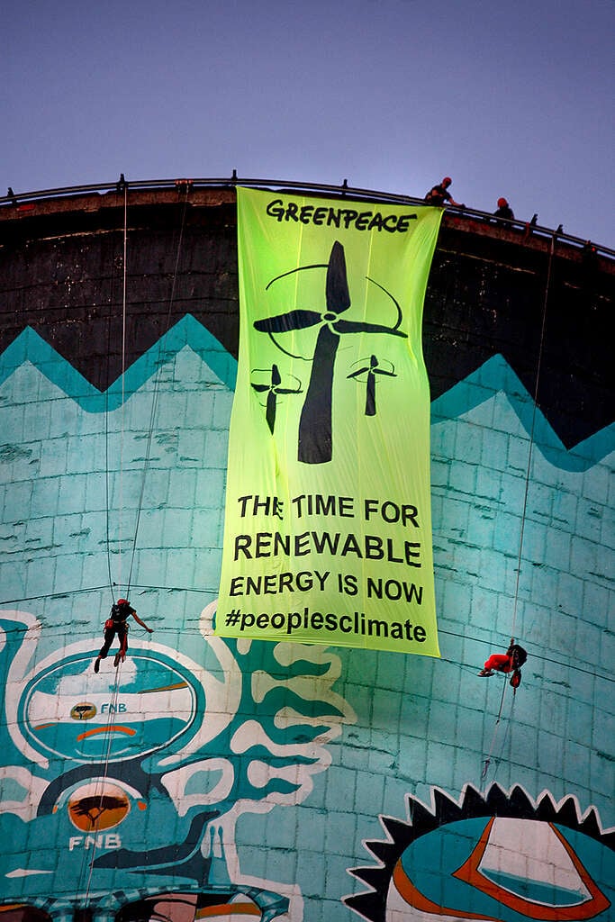 People's Climate Banner in South Africa. © Philip Schedler / Greenpeace