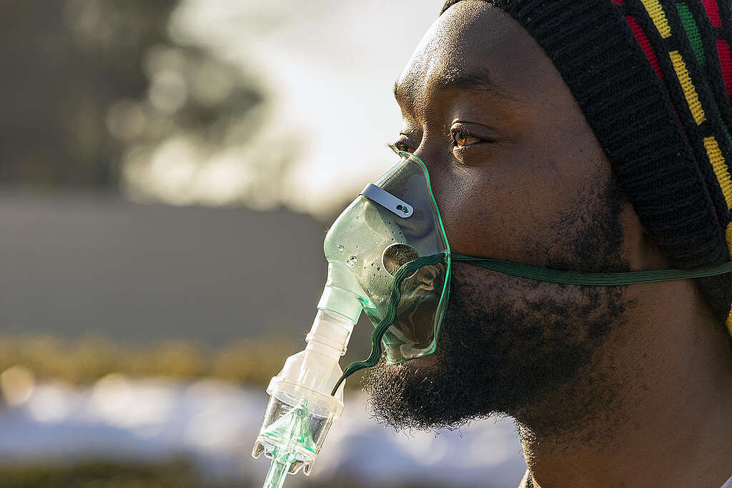 Air Pollution Action at Eskom's Megawatt Park in Johannesburg. © Shayne Robinson / Greenpeace