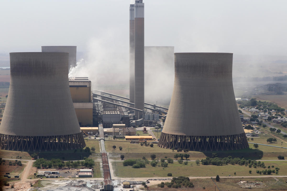 Kendle Power Station in Mpumalanga. © Ruth Sacco / Greenpeace