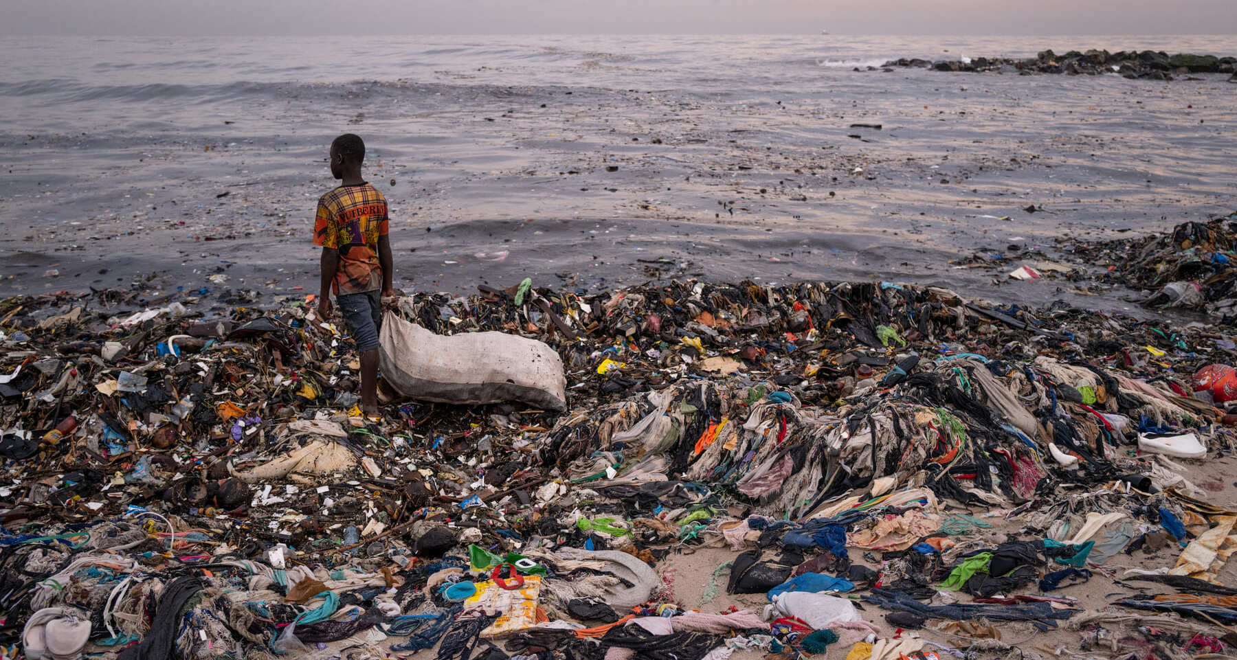 FAST FASHION, SLOW POISON: NEW REPORT EXPOSES TOXIC IMPACT OF GLOBAL TEXTILE WASTE IN GHANA