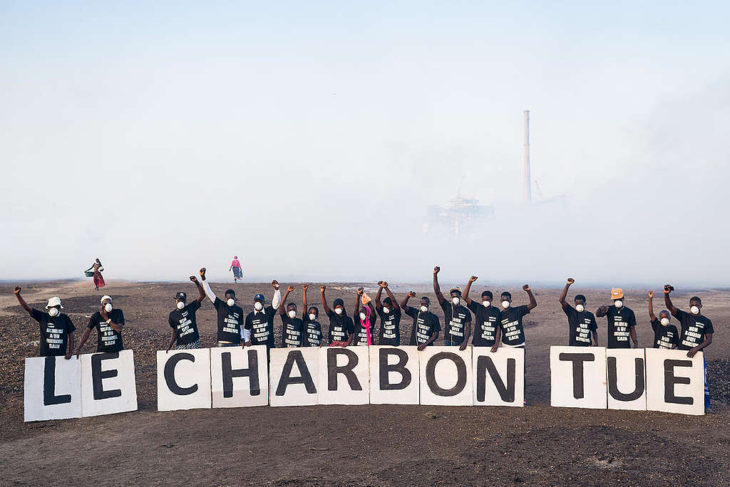 Protest against Coal Plant Construction in Senegal. © Clément  Tardif / Greenpeace