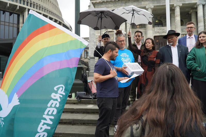 Thousands call on government to drop Hauraki Gulf Bill changes