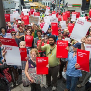 More than 200 people descended on New Zealand’s largest oil industry conference in Auckland and blocked its entrances as part of a Greenpeace-organised demonstration of peaceful civil disobedience. It‘s the first time in New Zealand that Greenpeace has invited the general public to get involved in a civil disobedience action en masse.