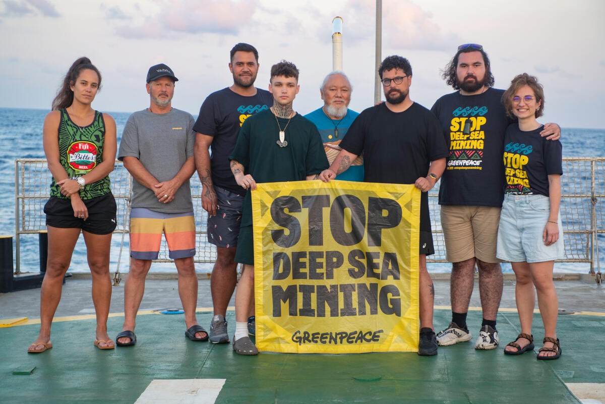Portraits of Allies on Arctic Sunrise Day before Arrival in Kingston. © Martin Katz / Greenpeace