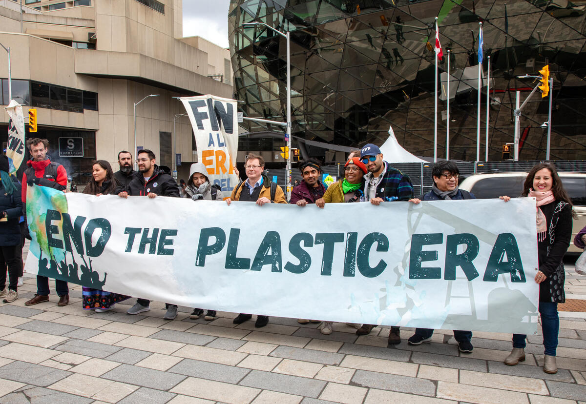 4 false solutions that won’t solve the plastic pollution crisis