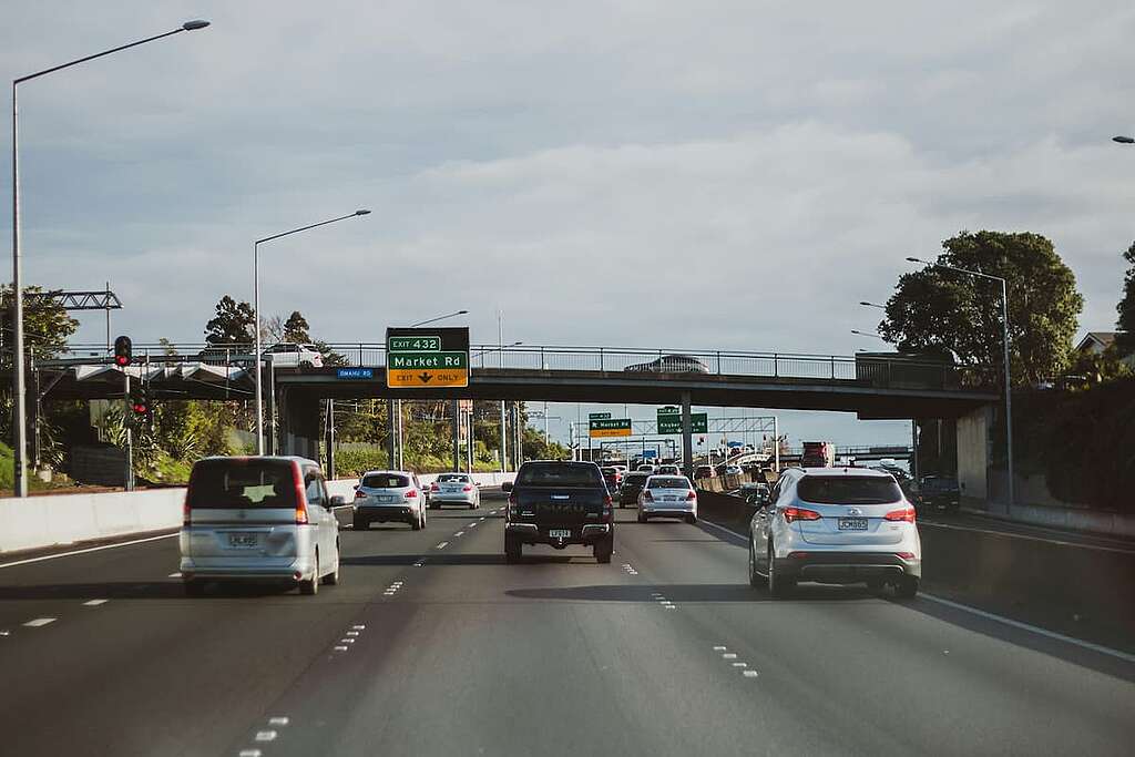 Auckland morotway traffic © Ethan Hooson / Unsplash Auckland morotway traffic © Ethan Hooson / Unsplash
