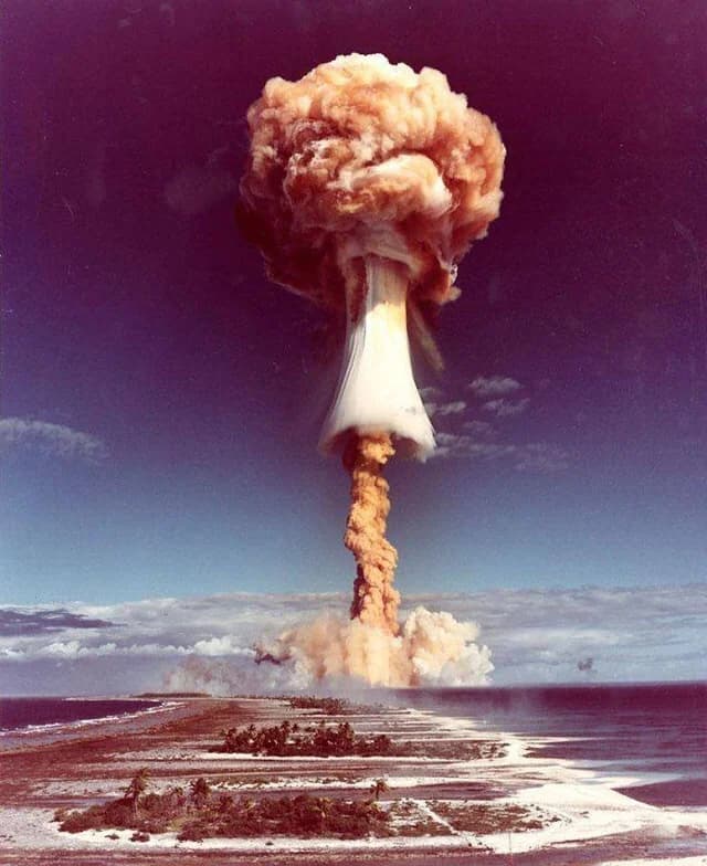 French atmospheric nuclear test at Moruroa Atoll, 1970 (Photo: Wikimedia Commons).