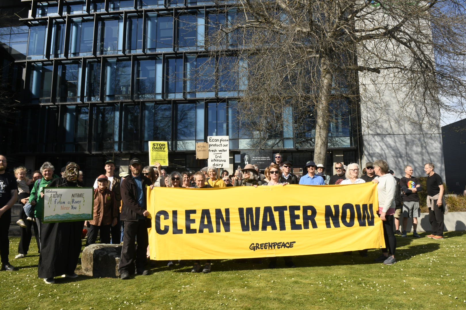 Cantabrians say “enough”: Nitrate-polluted tap water returned to ECan