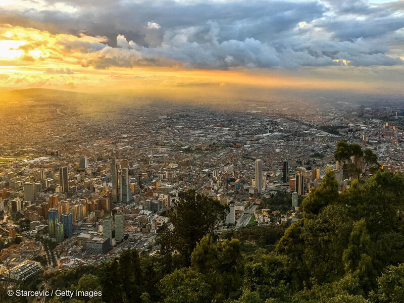 Imagen aérea de una ciudad.