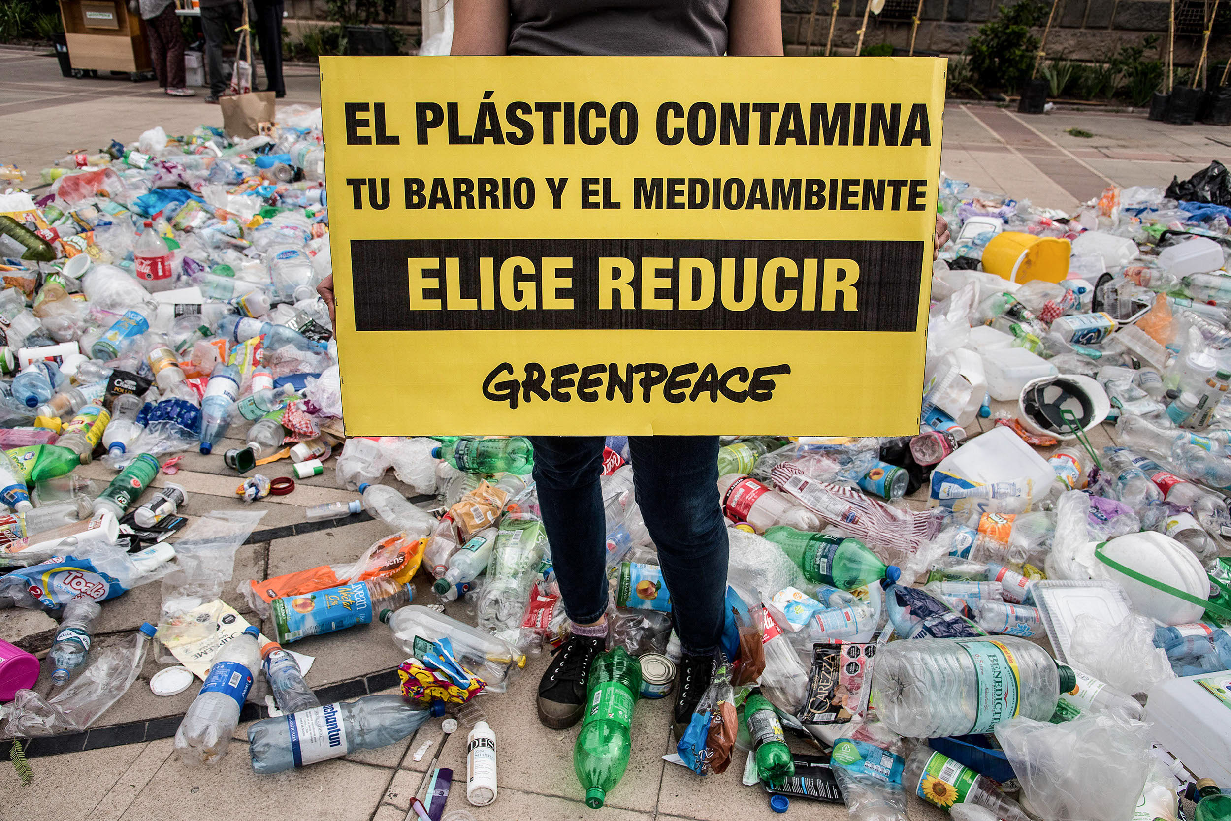 Hablemos de plástico: estos 5 productos cotidianos están ahogando al planeta