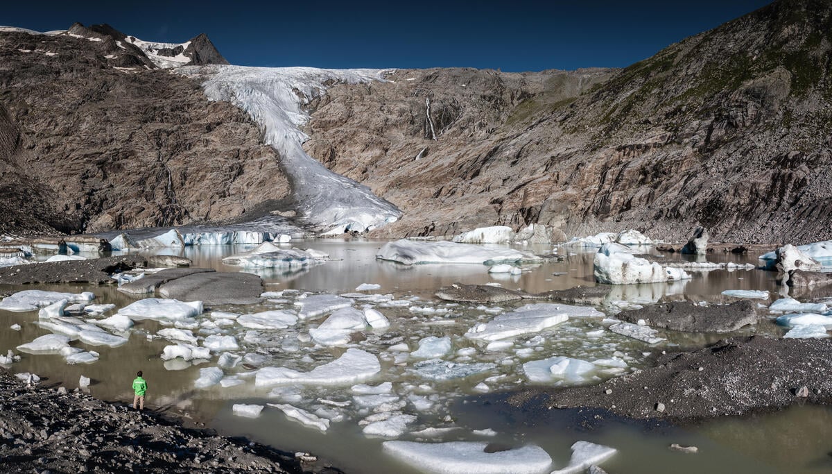 Schlatenkees Glacier Retraction - 2024. © Mitja  Kobal / Greenpeace