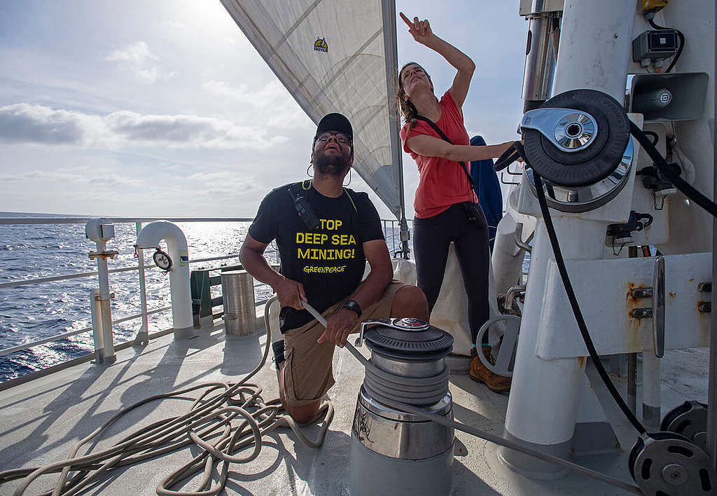 Envie d’en savoir plus sur la vie à bord du Rainbow Warrior ? Posez vos questions !