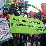 Voluntáries participaram da Parada LGBTQIAP+ 2022: “Vote com Orgulho – por uma política que representa”