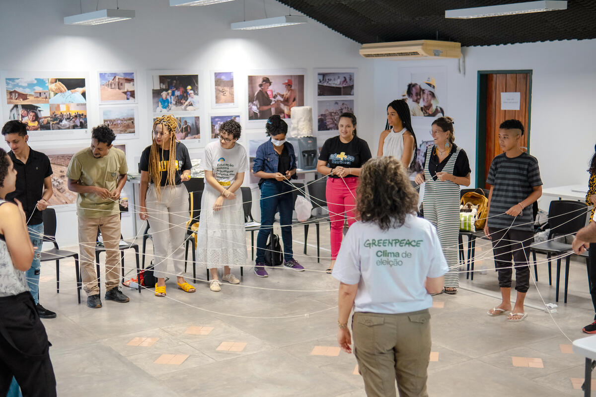 dinâmica de grupo na oficina de início do projeto adaptajuv