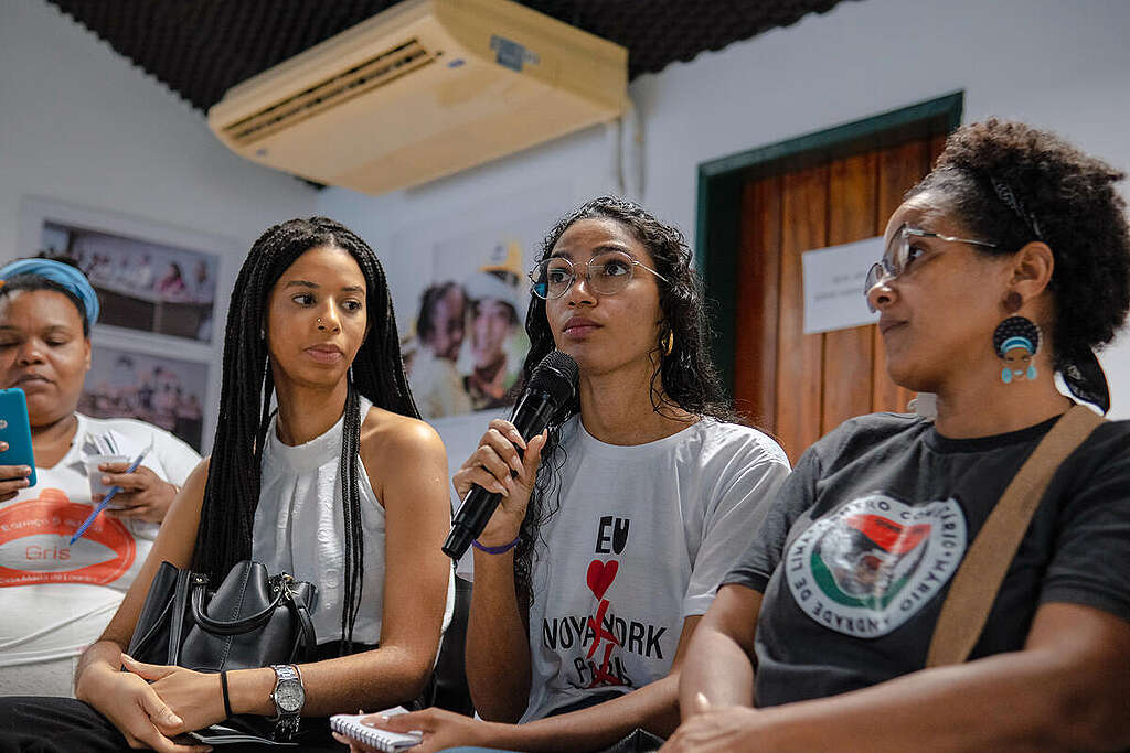 3 mulheres participam da oficina do projeto Adaptajuv 4 mulheres participam da oficina do projeto Adaptajuv