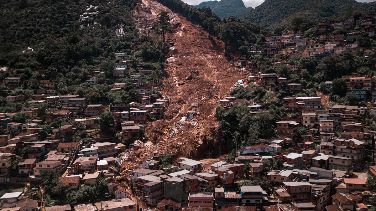 “Chuvas extremas”: organizações protocolam ofício pedindo 5 medidas emergenciais ao governo do RJ