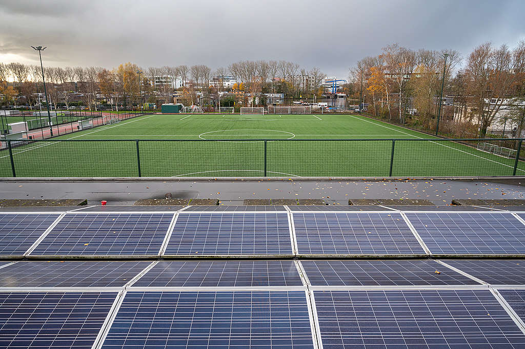 „АСВ Арсенал“ (ASV Arsenal) - футболният клуб от Амстердам, който си инсталира соларни панели и се присъедини към енергийна общност.