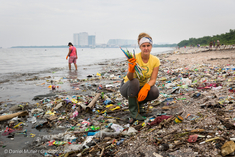 STATEMENT: Ikea commits to phase out single-use plastics by 2020