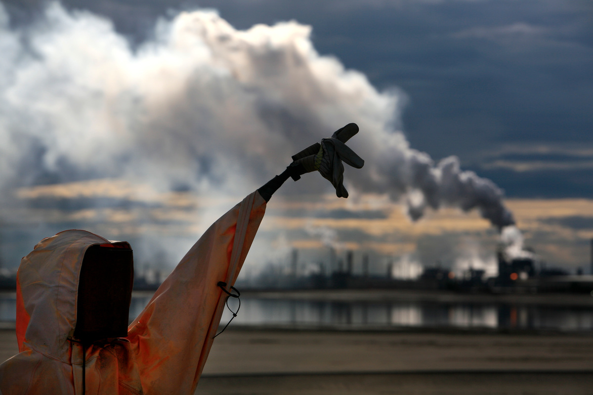 Syncrude Oil Operations in Alberta Tar Sands. © Jiri Rezac