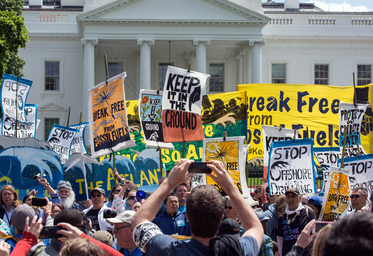 Break Free Action in Washington D.C. © Tim Aubry / Greenpeace
