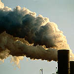 Exxon Oil Refinery, New York City Harbour, USA. © Greenpeace / Robert Visser