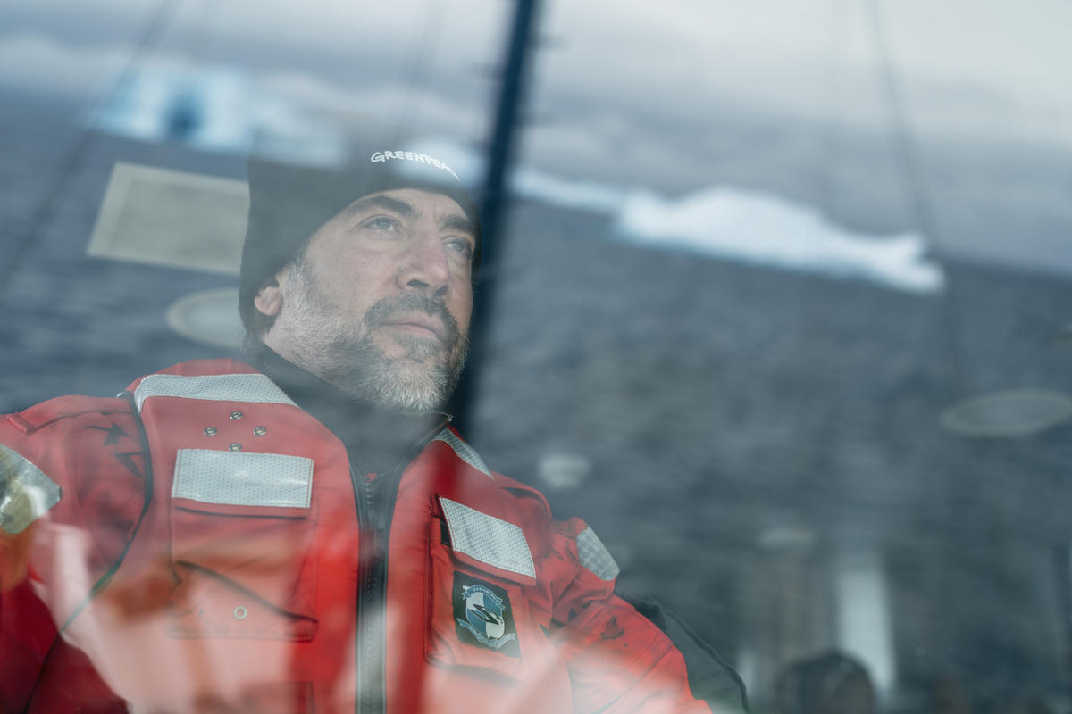 Javier Bardem on the Arctic Sunrise in the Antarctic. © Christian Åslund / Greenpeace