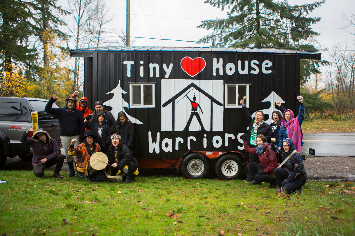Art Build and Flash Mob against Tar Sands Pipelines in Vancouver. © Katie Lin / Greenpeace
