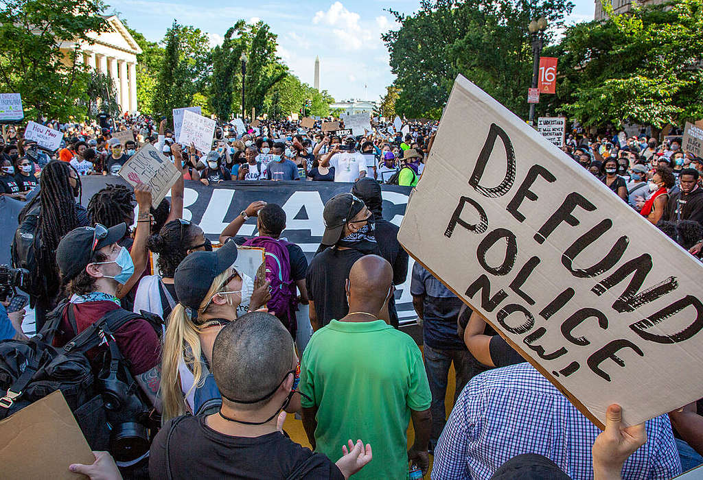Black Lives Matter Protest in Washington DC. © Tim Aubry / Greenpeace Black Lives Matter Protest in Washington DC. © Tim Aubry / Greenpeace