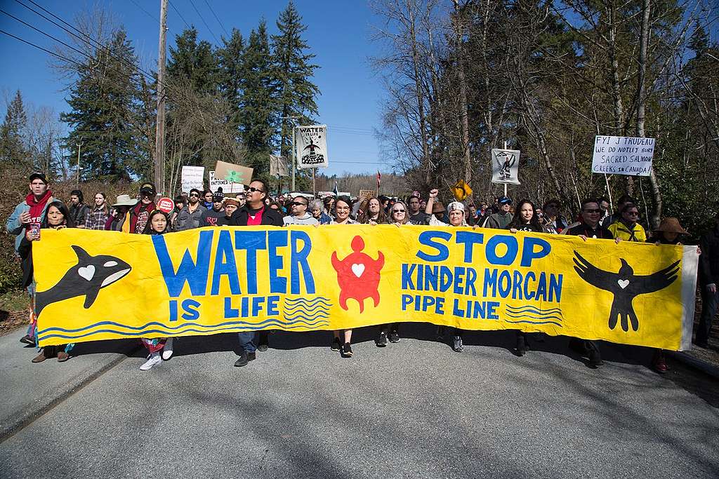 manifestation contre Kinder Morgan, maintenant Trans Mountain