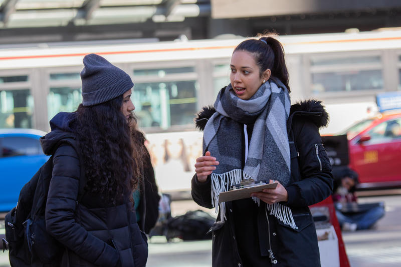 Les relances aux journalistes