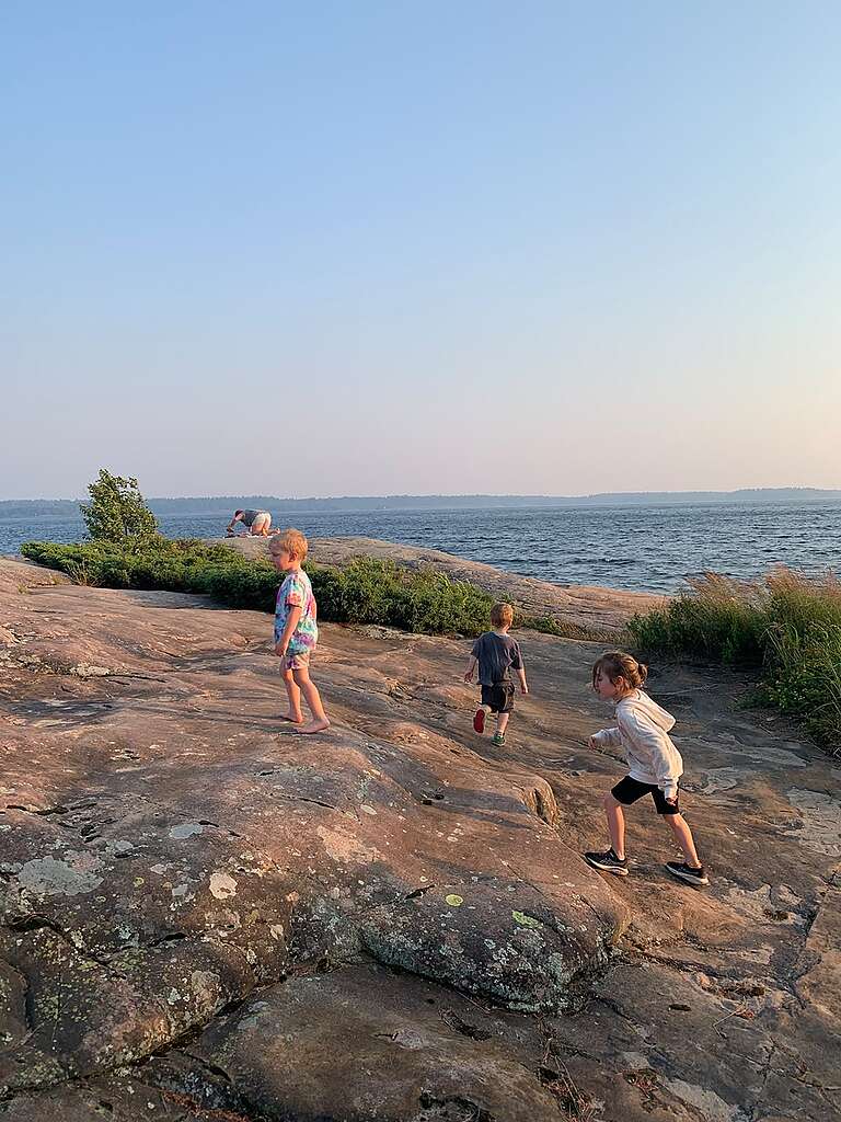 Sunset at Killbear Provincial Park Kids on the rocks at Killbear Provincial Park