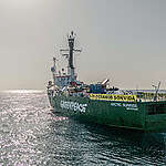 El emblemático barco de Greenpeace, Arctic Sunrise, llegará por primera vez a Colombia
