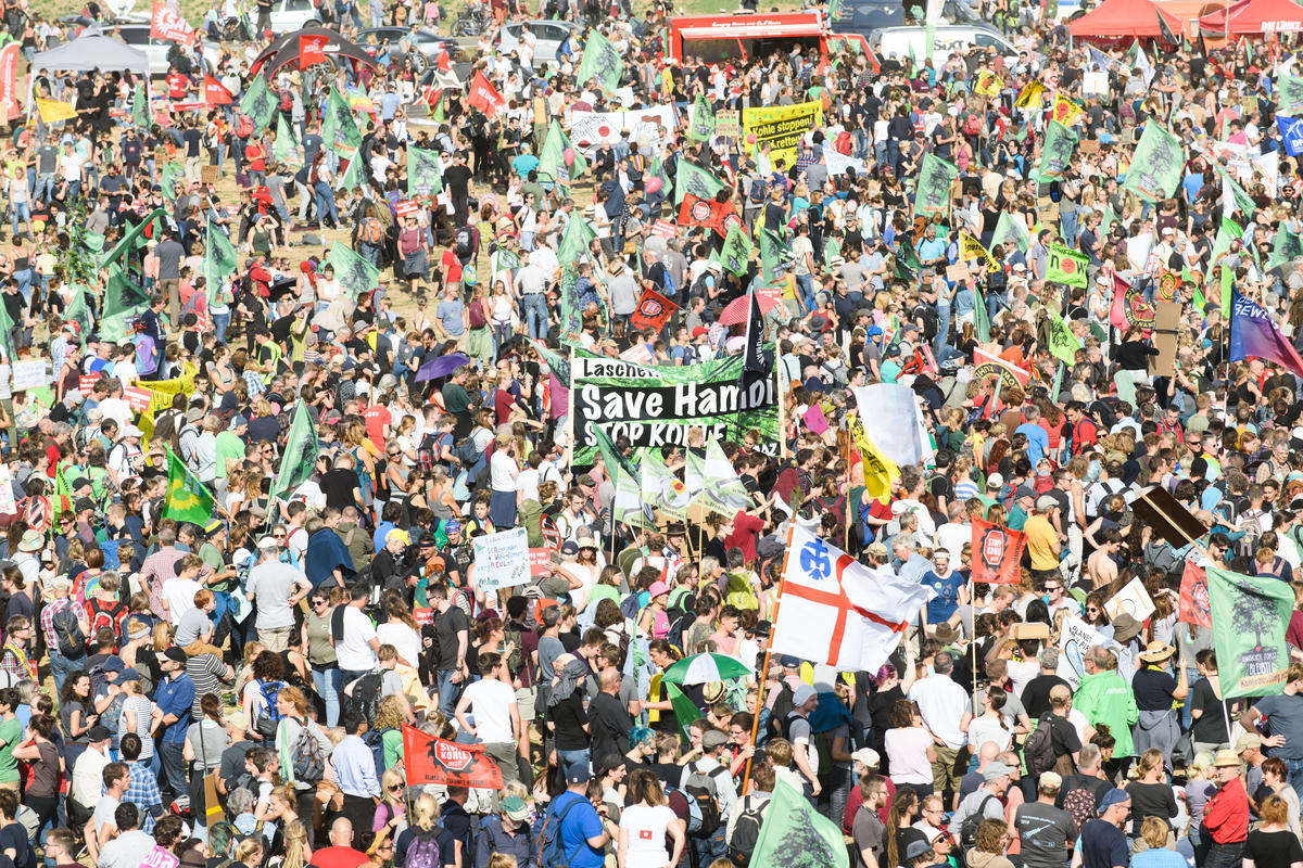 Demonstration for Climate Protection and Hambach Forest. © Bernd Arnold