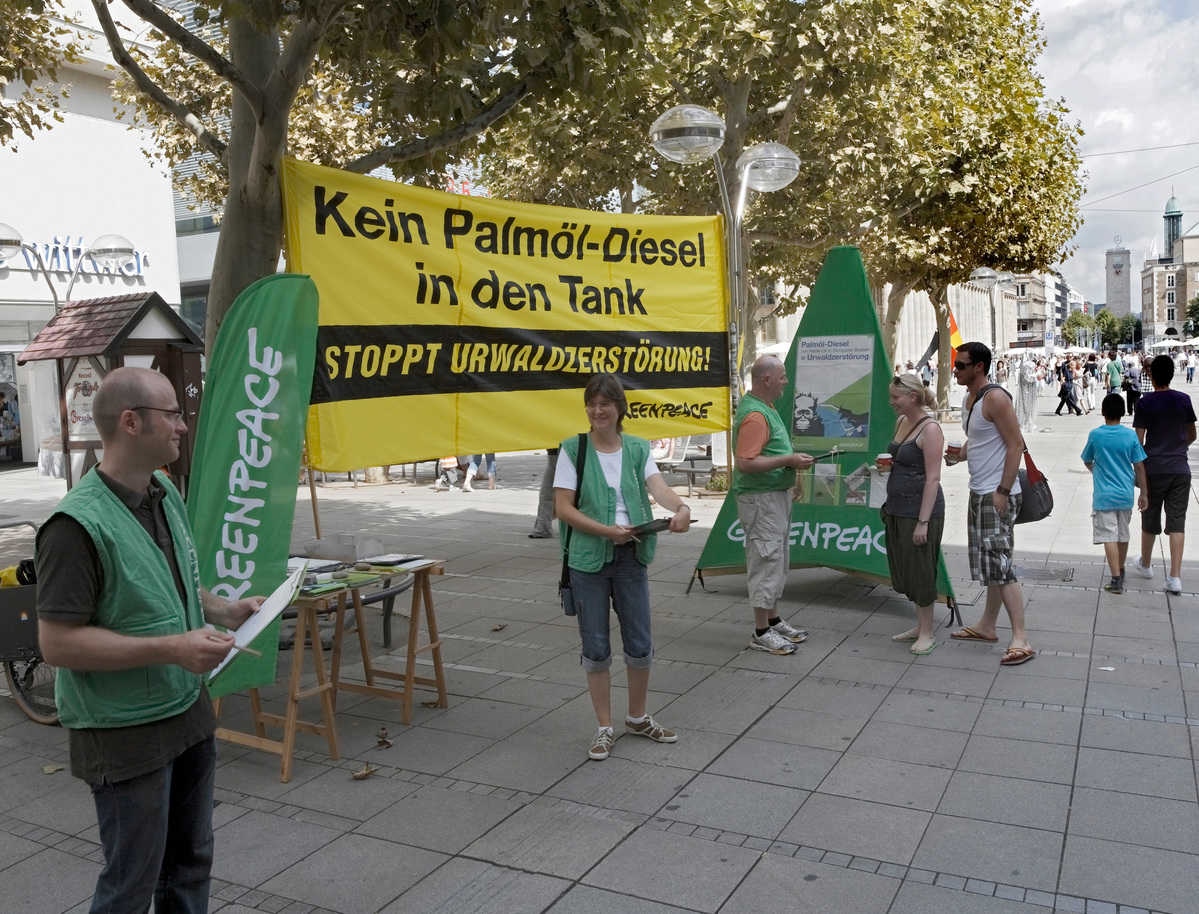 Protest proti palmovému oleji