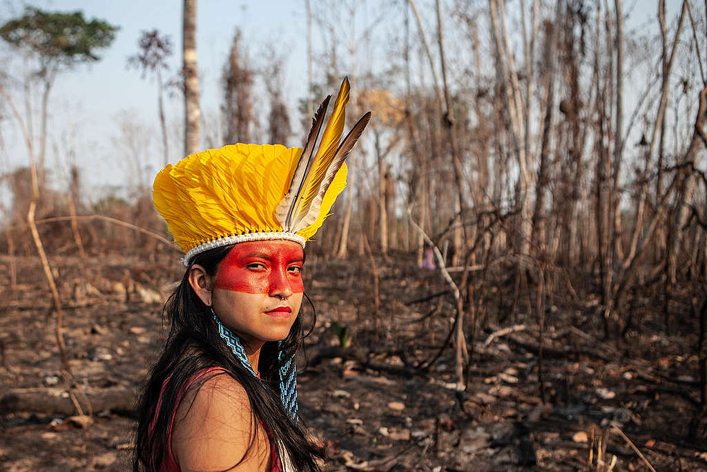 Members of Huni Kuin Tribe in Brazil. © Denisa Šterbová / Greenpeace