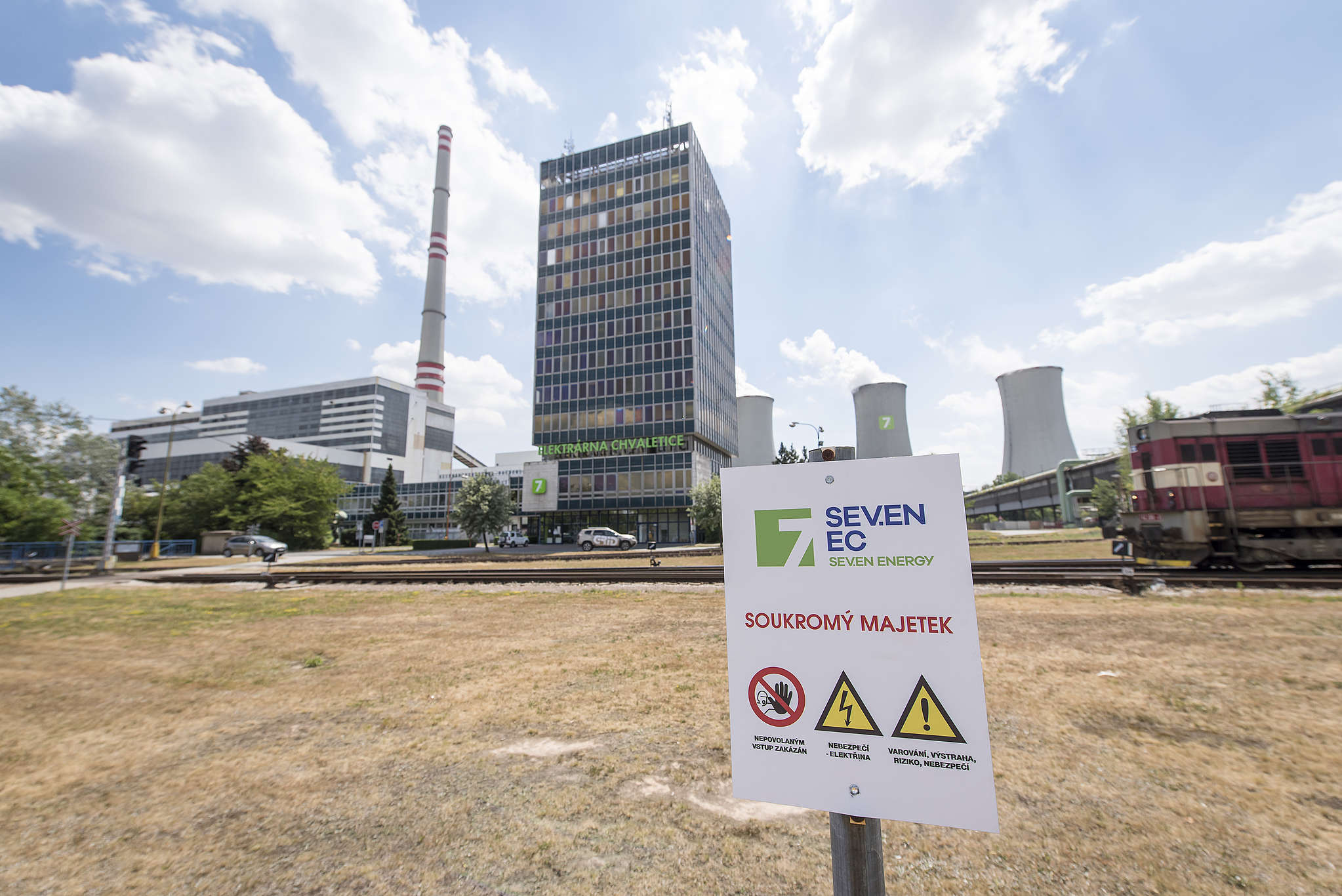 Soud vydal plné znění rozsudku, kterým zrušil výjimku pro elektrárnu Chvaletice. MŽP teď může výjimku zkrátit
