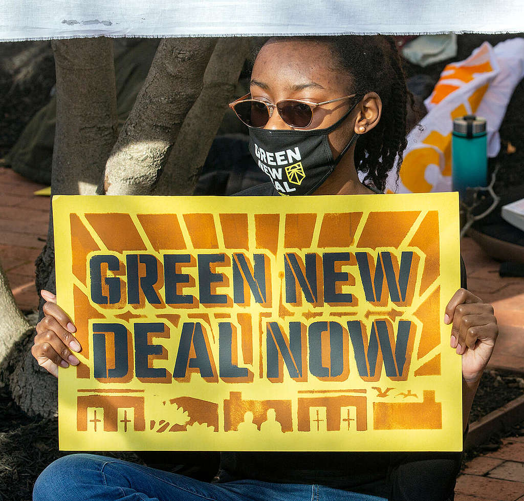 Rally for Bold Biden Action at DNC in Washington D.C. © Tim Aubry / Greenpeace Rally for Bold Biden Action at DNC in Washington D.C. © Tim Aubry / Greenpeace