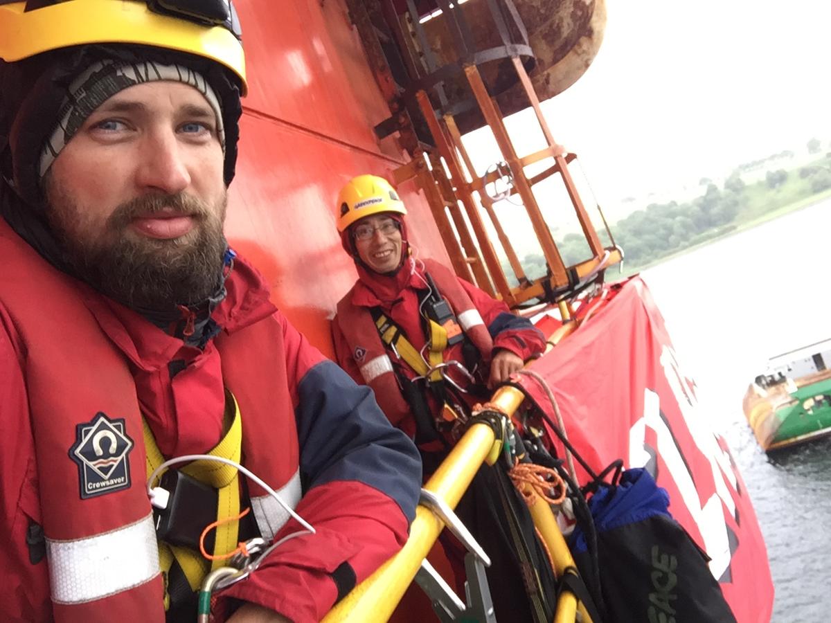 Aktivister fra Greenpeace ombord på BP’s borepltform i Cromarty Firth, Skotland. © Greenpeace