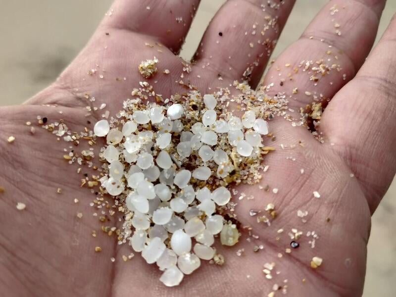 Hvordan kan jeg undgå at få mikroplastik i kroppen?