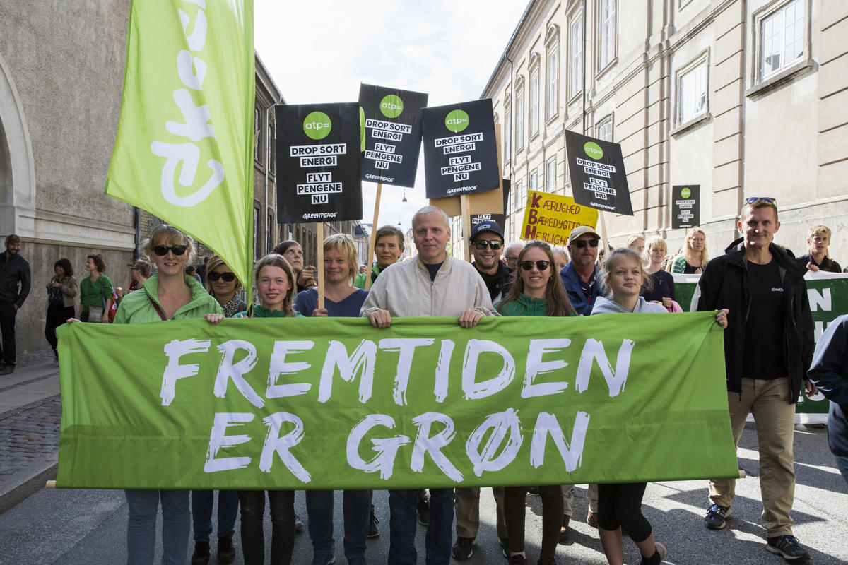 Greenpeace er med i front til stor klimademonstration i København © Jesper Edvardsen / Greenpeace