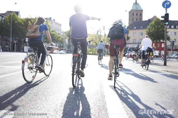 Mass Bike Ride "Blue Ride" in Aachen