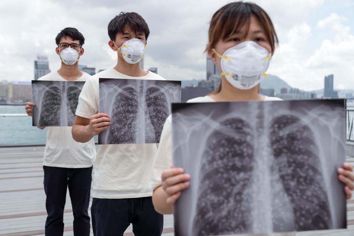 ‘We Want Clean Air’ Action in Hong Kong. © Patrick Cho / Greenpeace