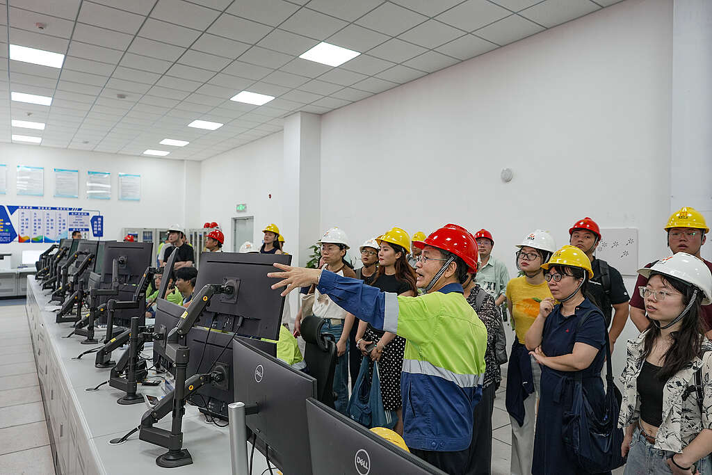 Beyond EV Sales: Why Battery Lifecycle Responsibility Matters as China Goes Global - Greenpeace East Asia