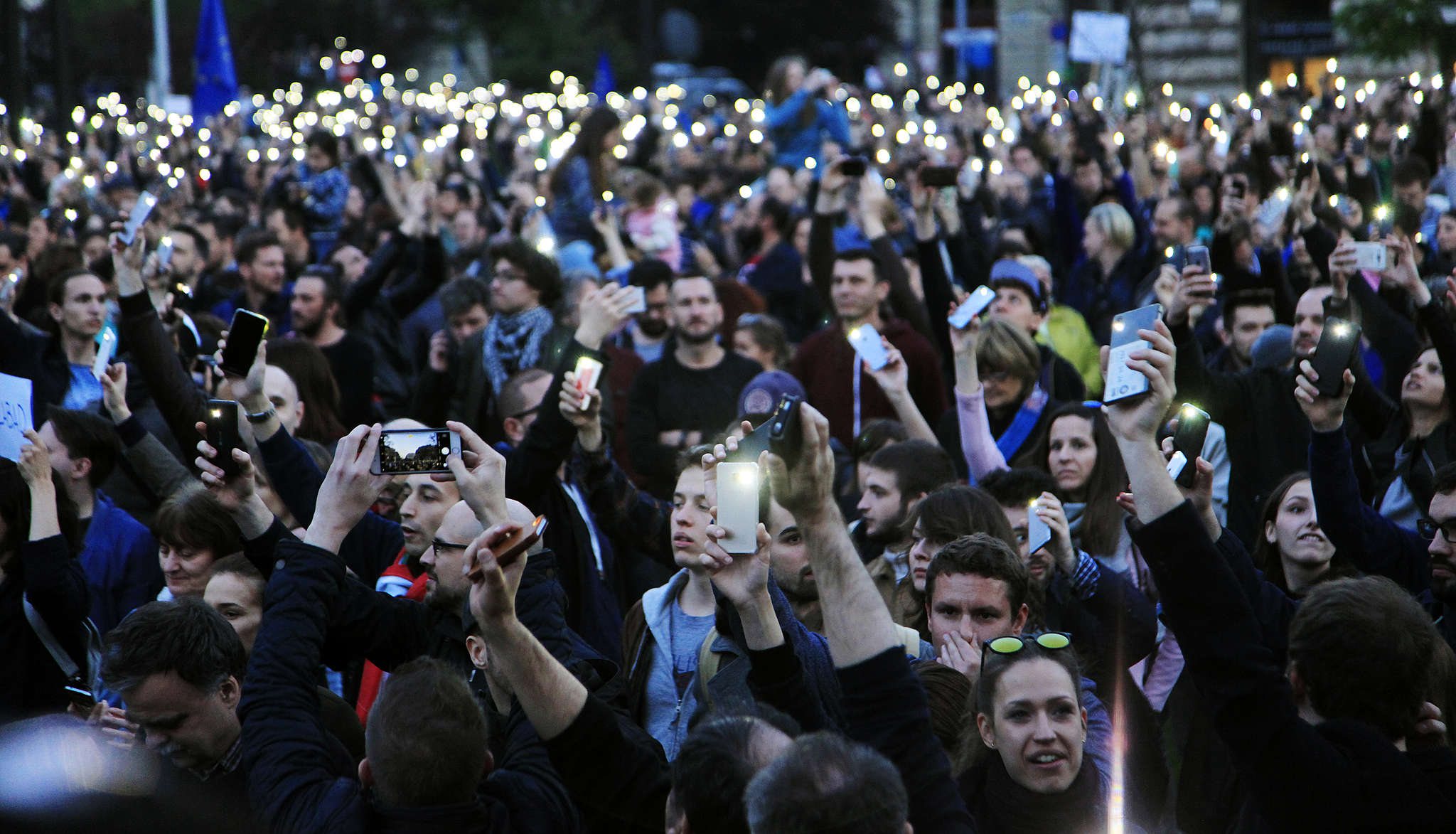 Democracy & Europe Greenpeace European Unit