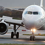 Manchester Airport in the UK. © Steve Morgan / Greenpeace